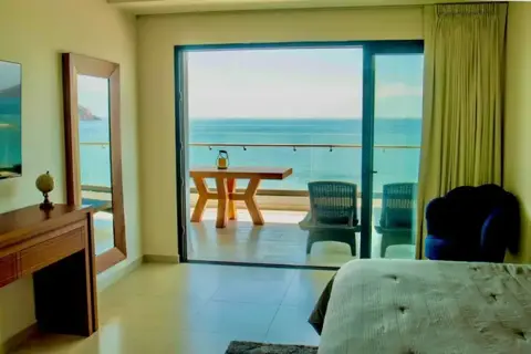 Altomare 603 en Mazatlán